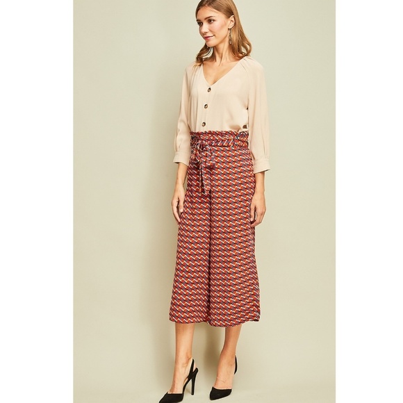 Pants - NWT Orange High-Waist Pants Culottes size Small